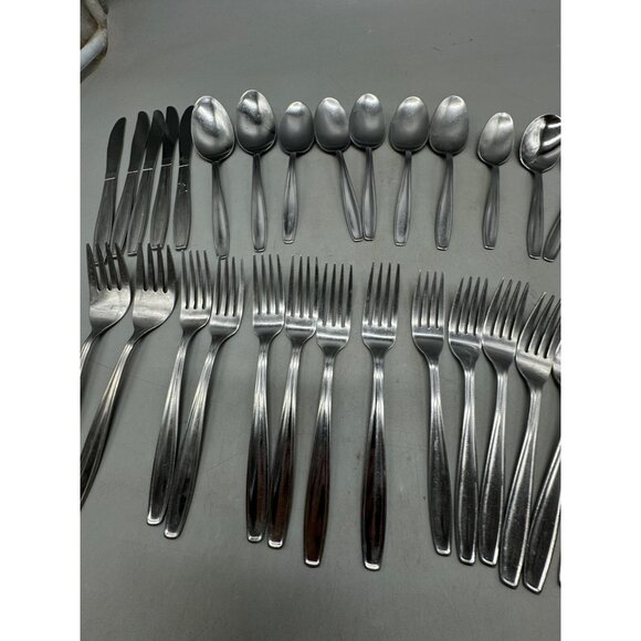 34-Piece Flatware serving Set forks spoons butter knifes dinning elegant READ - Picture 4 of 9